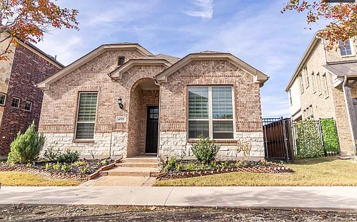 4311 Fall Blossom Dr Photo 1 4311 Fall Blossom Dr Photo 1