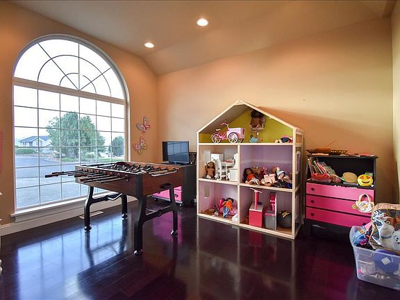 5th image of 2962 Dove Dr
