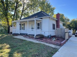 306 E Kay St, Lansing, KS 66043