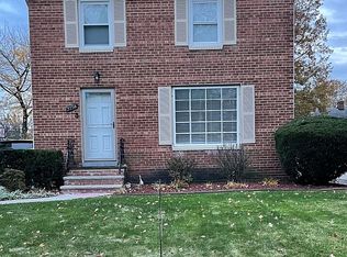 3758 Fairoaks Rd, South Euclid, OH 44121