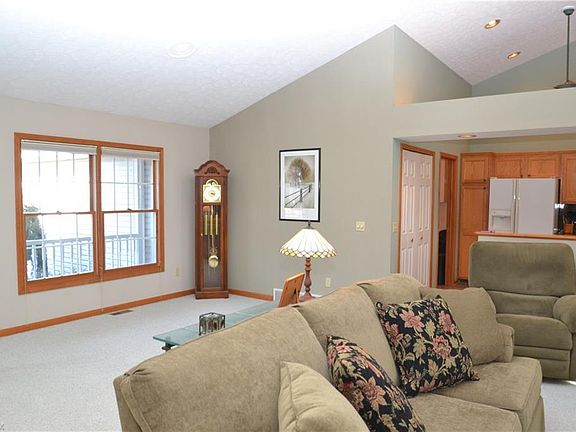 4th image of 5334 Apple Creek Dr