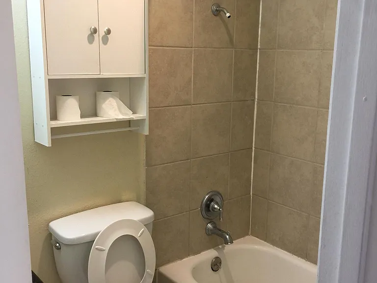 216 Gamblewood — Photo 11