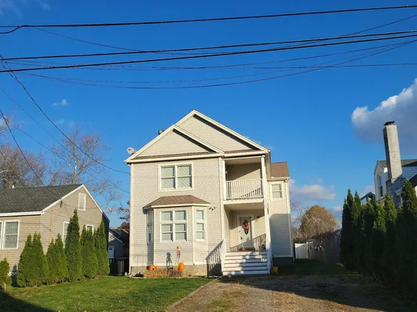 25 Phillip St, East Haven, CT 06512