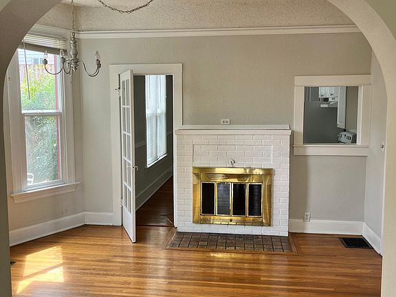 Dining room. Fireplace is not operable. Only decorative.