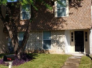 1304 Klondike St, San Antonio, TX 78245