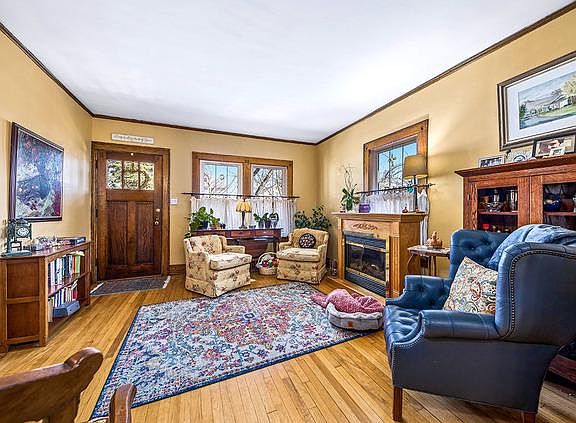 3rd image of 206 Sophia St