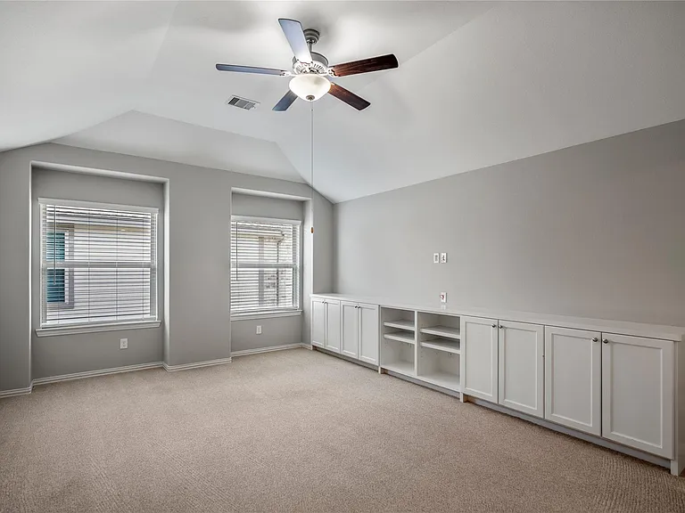 4411 Mimic Dr — Photo 28