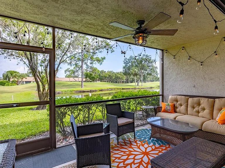 5640 Golf Pointe Dr #101 — Photo 35