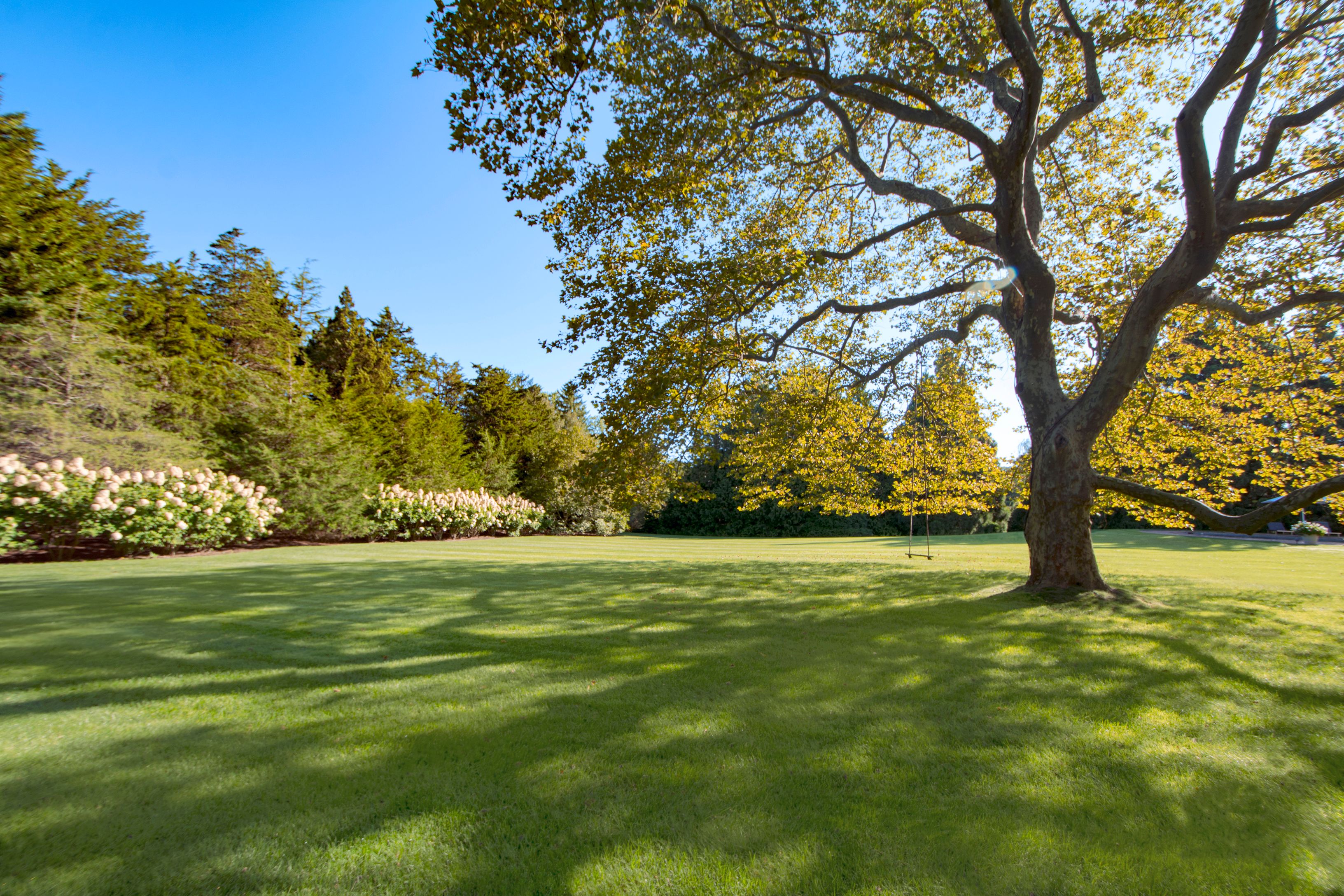 80 Wyandanch Ln, Southampton, NY 11968 Out East