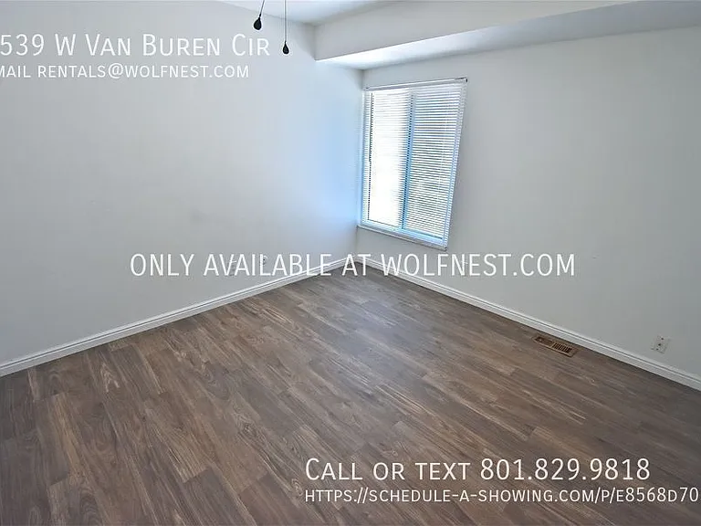 1539 W Van Buren Cir — Photo 11