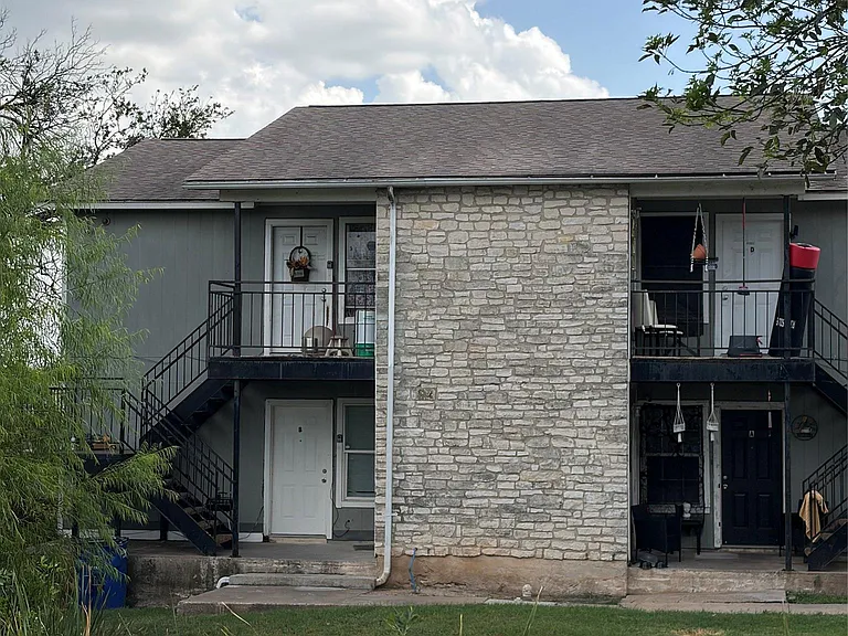 Colony Loop Dr — Photo 7
