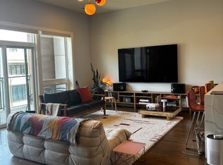 725 W 17th St #3, Chicago, IL 60616
