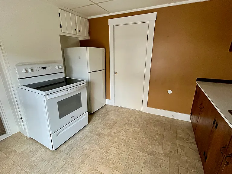 50 N Main St #3 — Photo 5