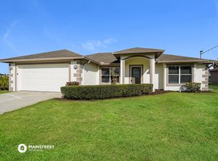 3704 26th St SW, Lehigh Acres, FL 33976