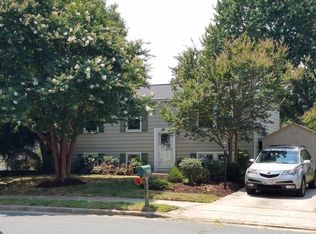 820 Ruxshire Dr, Arnold, MD 21012