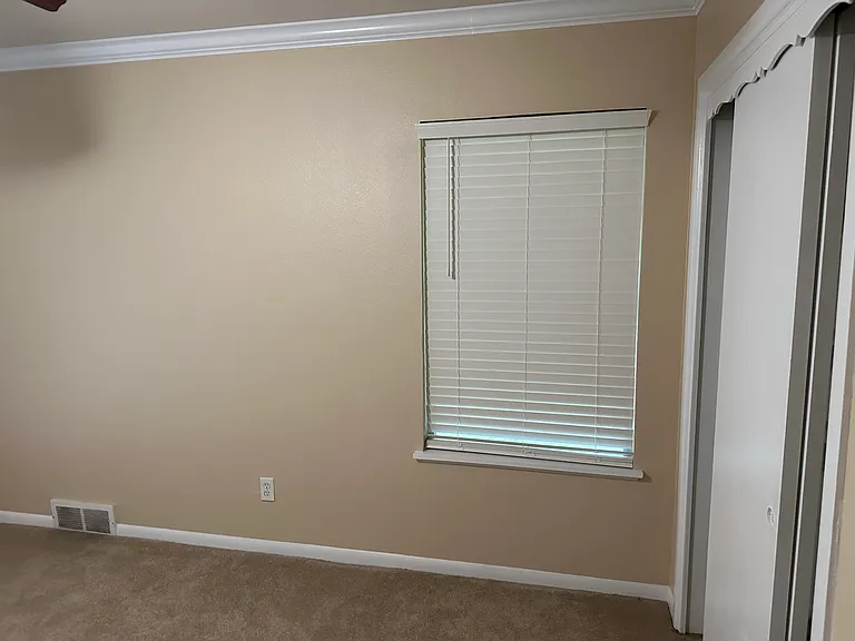 717 W Ohara St — Photo 3