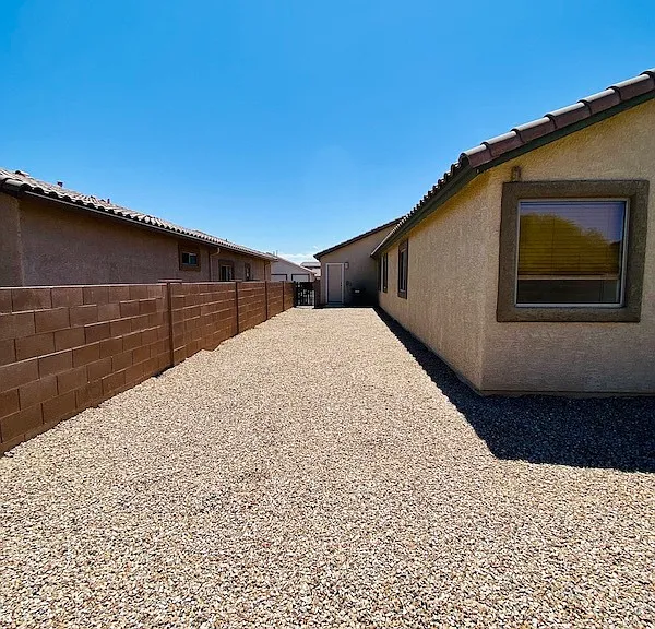 8771 N Finfrock Dr — Photo 16