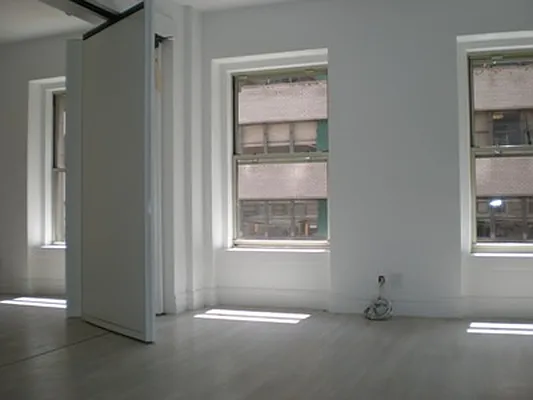 Rented by Triumph Property Group | media 7