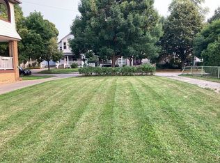 9905 Foster Ave, Bratenahl, OH