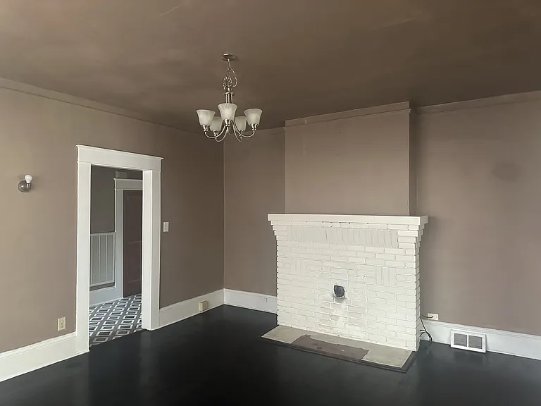 120 Princeton St — Photo 9