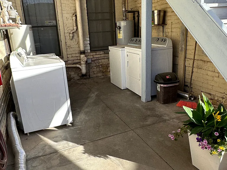 409 E California Ave #UP — Photo 10