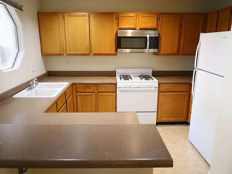 5002 S Rainbow Blvd #103 — Photo 4
