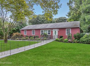 74 Valley Stream St, Islip Terrace, NY 11752