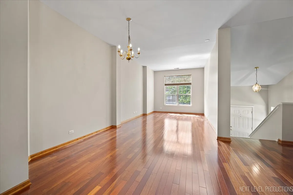 2 bed, 1658 sqft, $2,525 — Photo 2