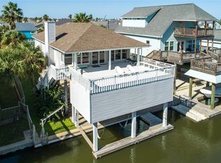 22111 Pecos Dr, Galveston, TX 77554