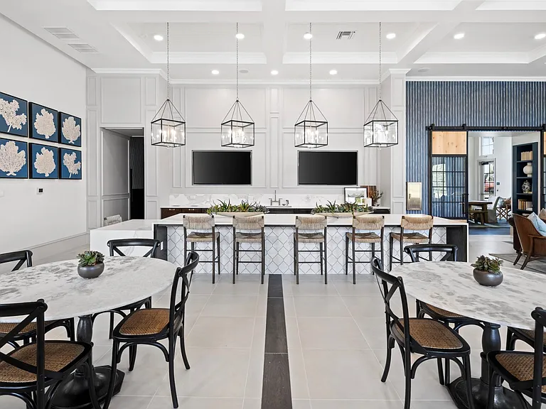 2116 Celebration Blvd — Photo 35
