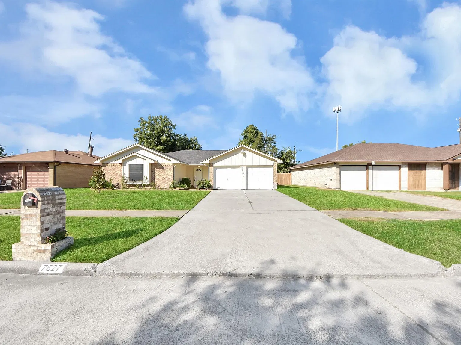 3 bed, 2.0 bath, 1520 sqft, $1,895 — Photo 4