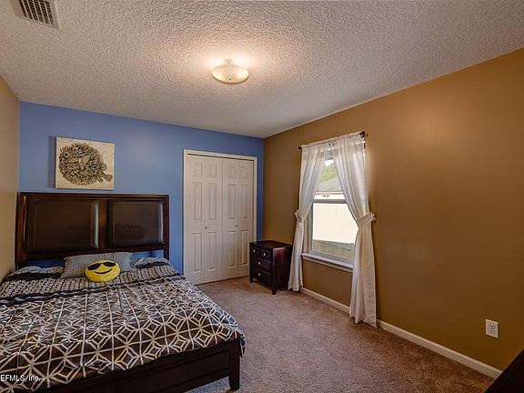 4th image of 2904 Berta Pl