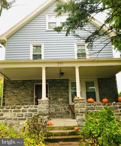 231 Burmont Rd, Drexel Hill, PA, 19026