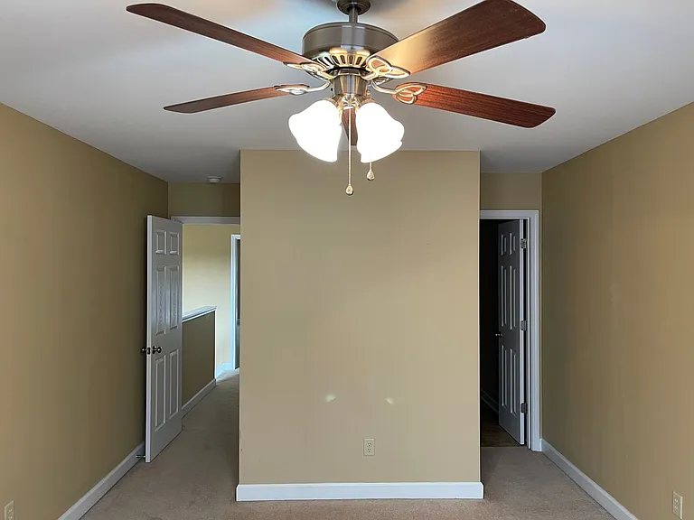 202 Eagle Lndg — Photo 18