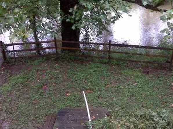 8 S Brandywine Ave, Coatesville, PA 19320