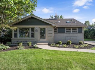 1505 W Euclid Ave, Arlington Heights, IL 60005