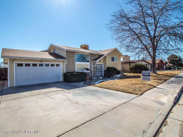 2201 E 18th St, Farmington, NM 87401