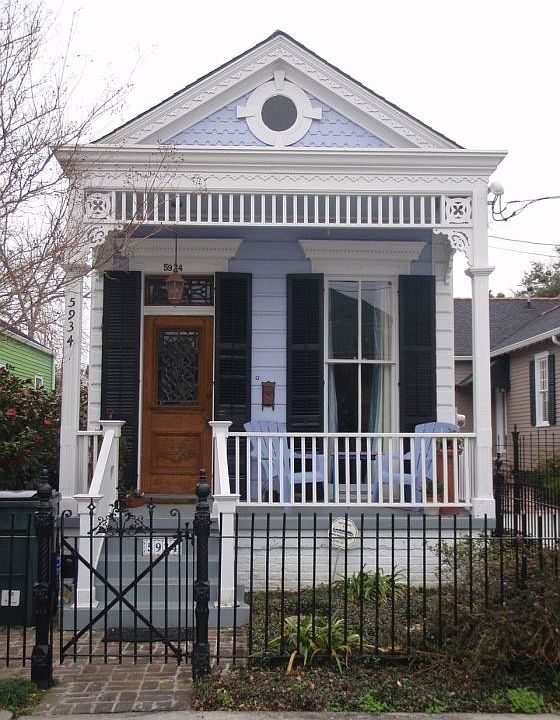 1st image of 529 E Oak St