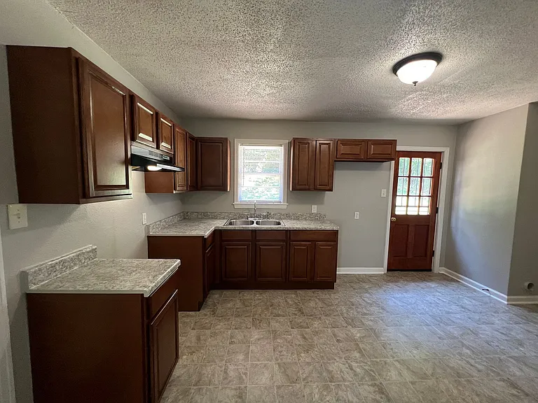 1334 Vicoscia Ave — Photo 12