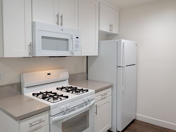 5th image of 1126 Grand Ave APT 5