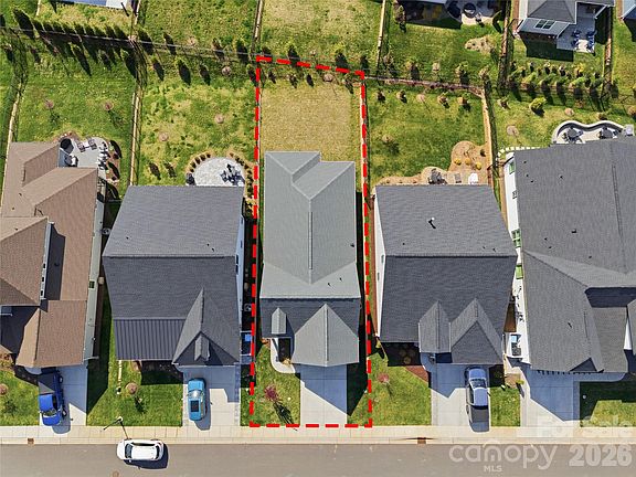 3rd image of 5562 Caneel Ln