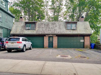 21 Young St, Newport, RI, 02840