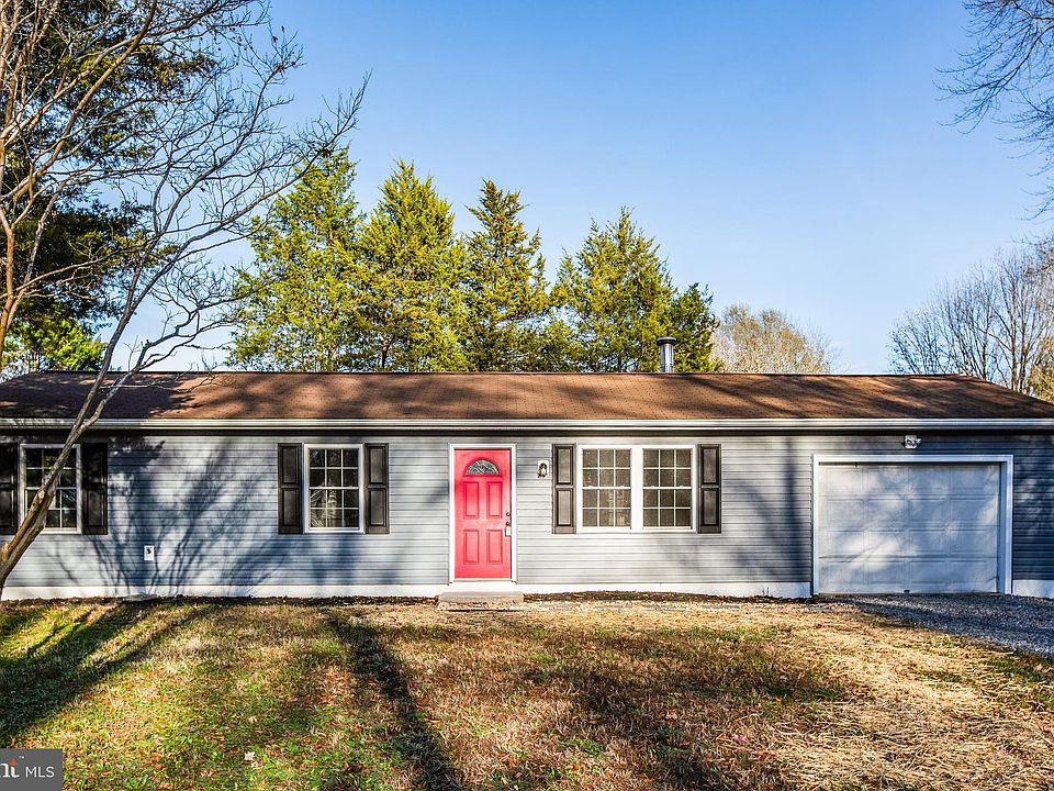 1st image of 202 Mahone Ct