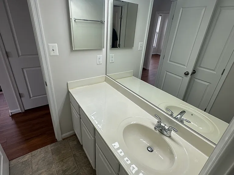 13200 Saint James Sanctuary Dr — Photo 35