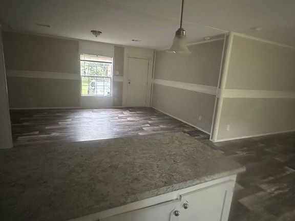 4th image of 137 Coffin Point Rd