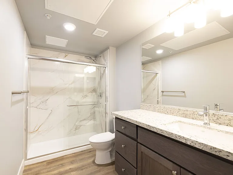 ONE18 West Street Residential — Photo 56
