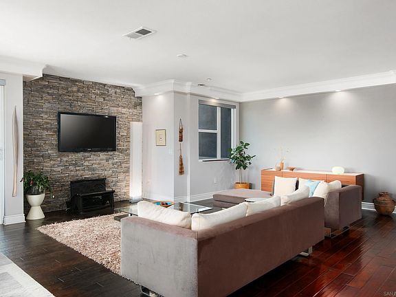 5th image of 3650 5th Ave Unit 501