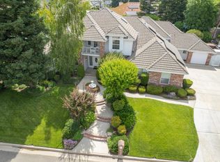 277 W Bluff Ave, Fresno, CA 93711