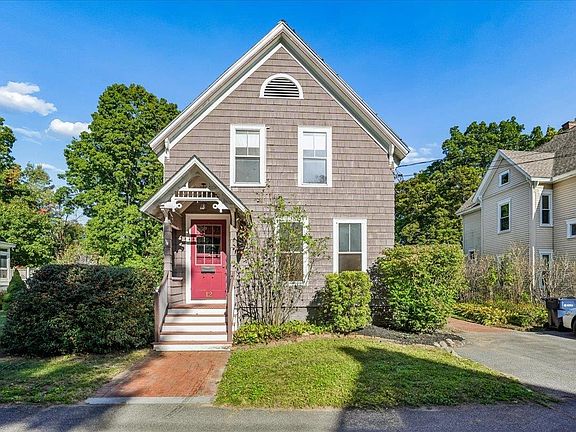 2nd image of 12 Holt Street