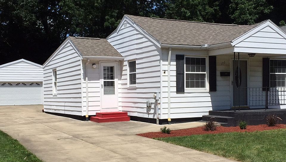 1st image of 123 Hollywood Ave